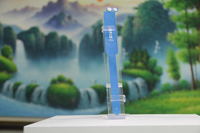 硅膠腕帶可以提高產(chǎn)品的聲譽(yù) 硅膠腕帶可以提高產(chǎn)品的聲譽(yù)