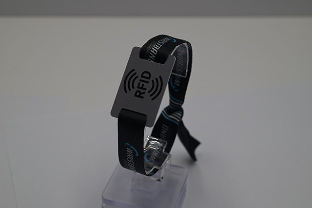 校園卡的專版印刷與非專版印刷的區(qū)別 校園卡的專版印刷與非專版印刷的區(qū)別