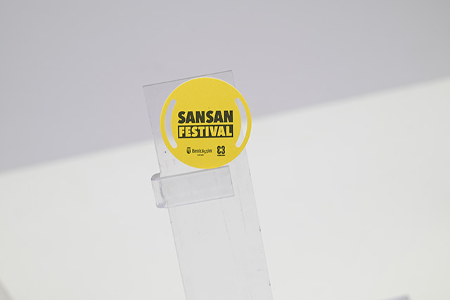 石家莊公交部門推出紀念圓形公交滴膠卡 石家莊公交部門推出紀念圓形公交滴膠卡